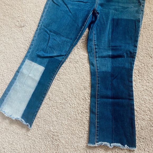 Universal Threads - Jeans size 12 - Picture 2 of 4